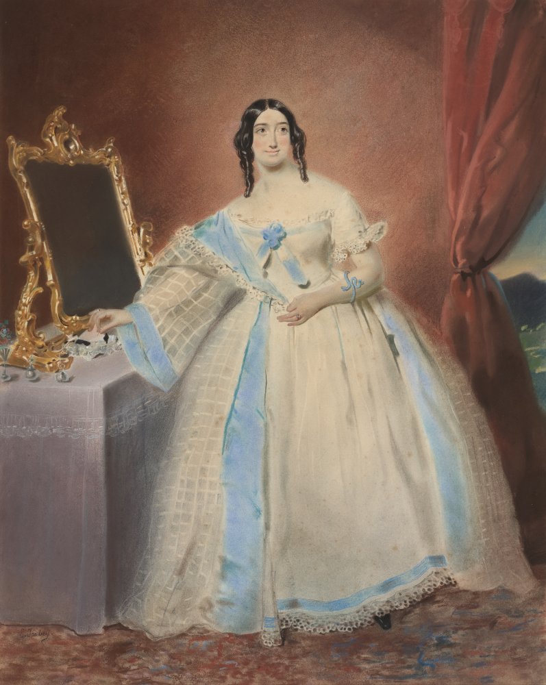 Portrait de l’actrice Laura Honey dite Mrs Honey représentée en pied dans un&nbsp;(…)